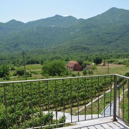 Markovic Winery And Estate Apartments Цетине Экстерьер фото