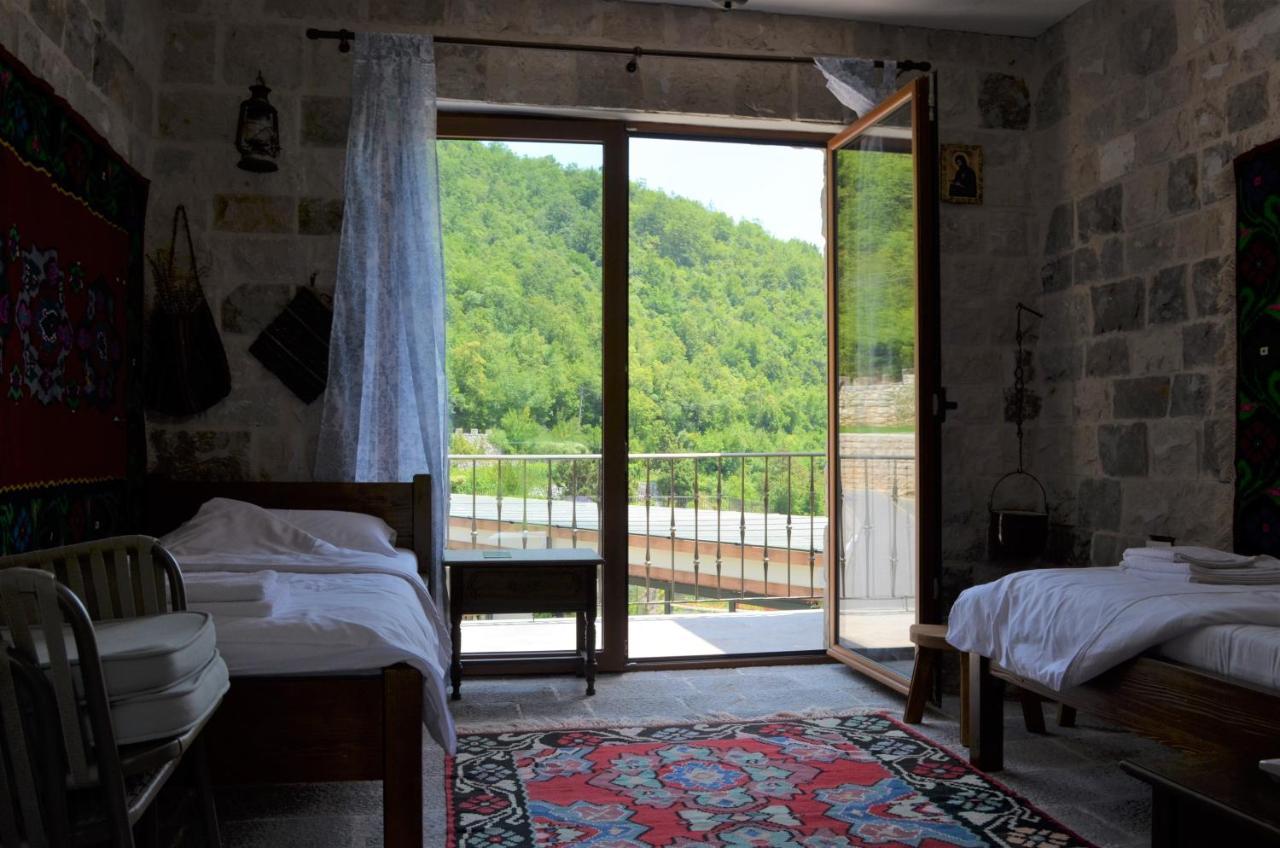 Markovic Winery And Estate Apartments Цетине Экстерьер фото