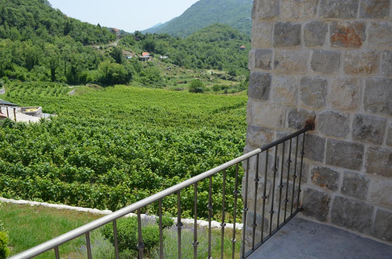 Markovic Winery And Estate Apartments Цетине Экстерьер фото