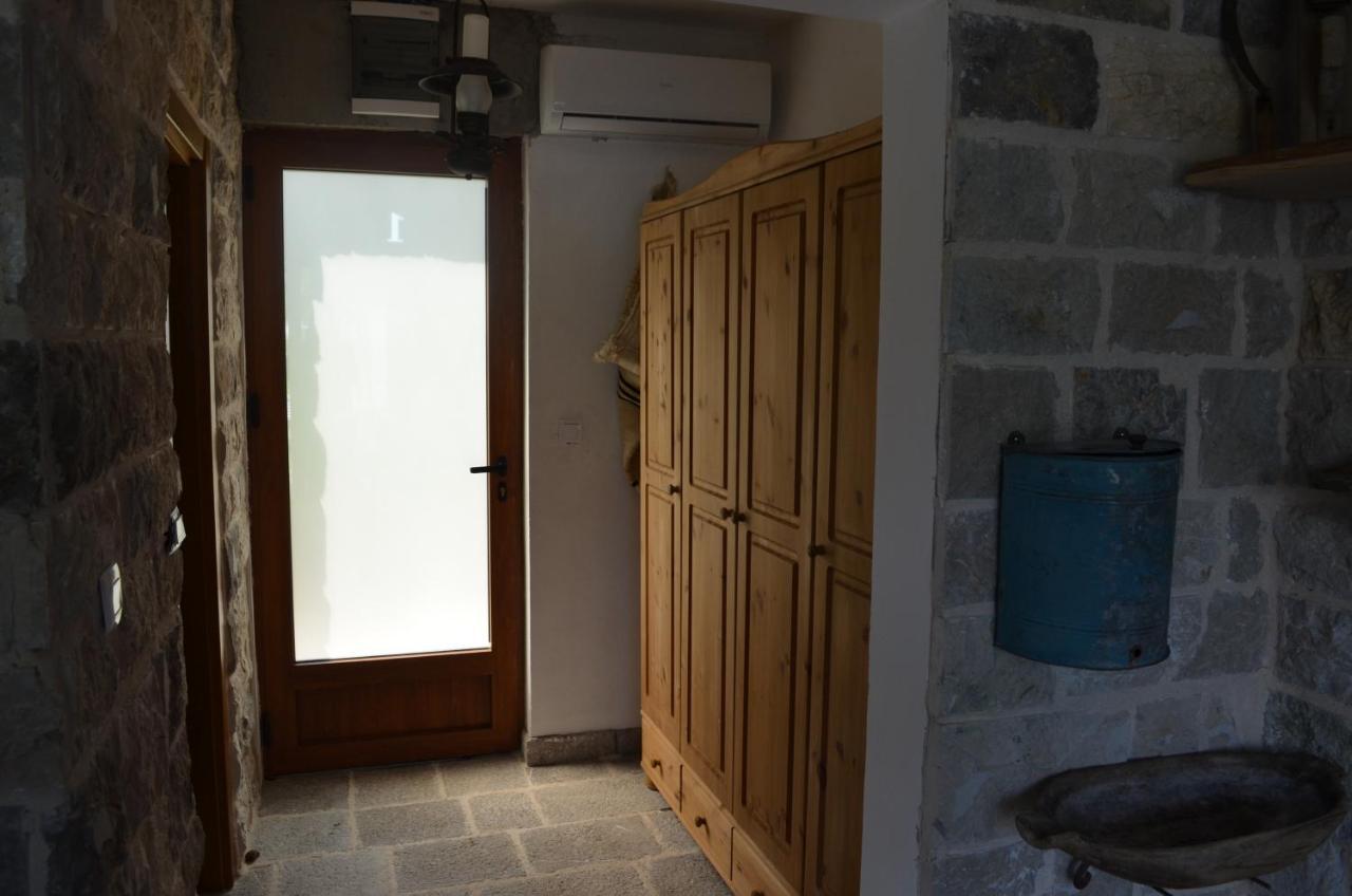 Markovic Winery And Estate Apartments Цетине Экстерьер фото