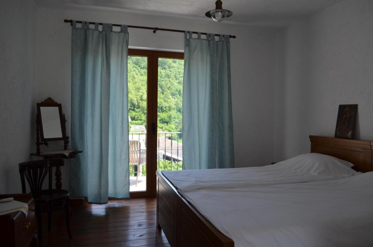 Markovic Winery And Estate Apartments Цетине Экстерьер фото