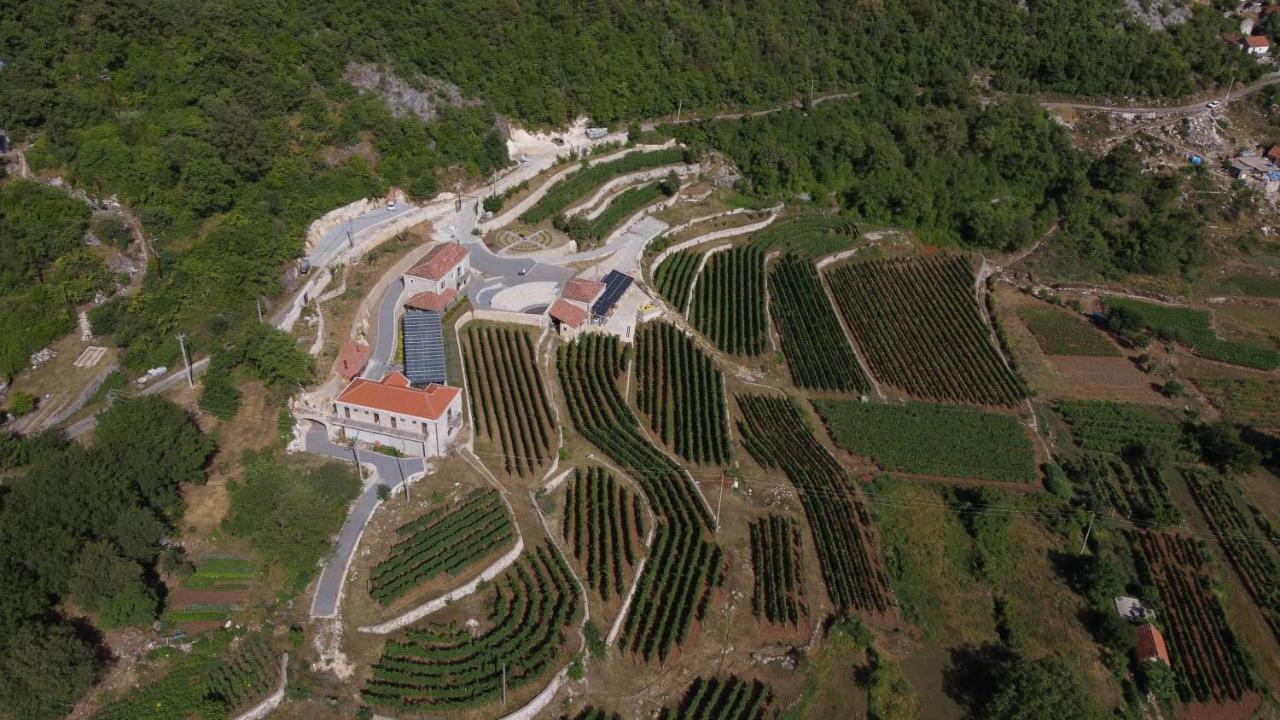 Markovic Winery And Estate Apartments Цетине Экстерьер фото
